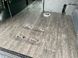 常時７０台以上のハイエース在庫数、フレックス株式会社ハイエース千葉北店！
