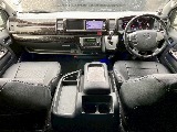 常時７０台以上のハイエース在庫数、フレックス株式会社ハイエース千葉北店！