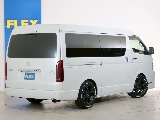 常時７０台以上のハイエース在庫数、フレックス株式会社ハイエース千葉北店！