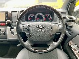 常時７０台以上のハイエース在庫数、フレックス株式会社ハイエース千葉北店！