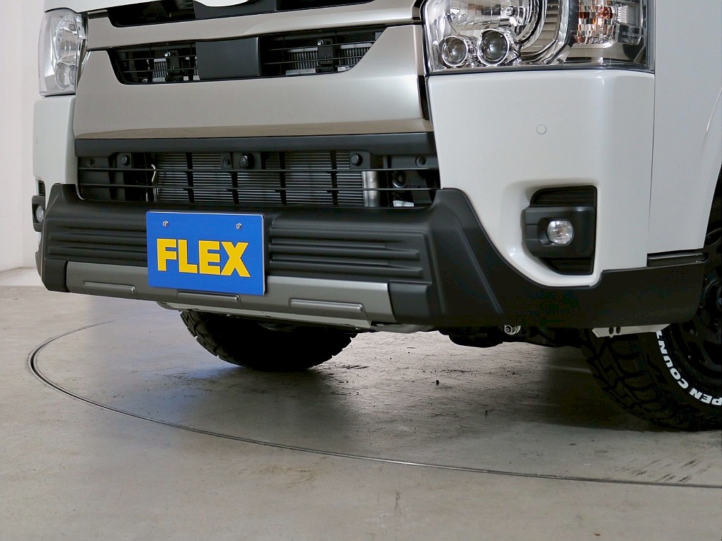 常時７０台以上のハイエース在庫数、フレックス株式会社ハイエース千葉北店！