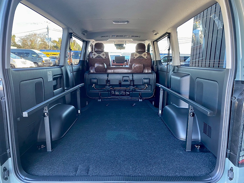 トヨタ ハイエースバン(40枚目)