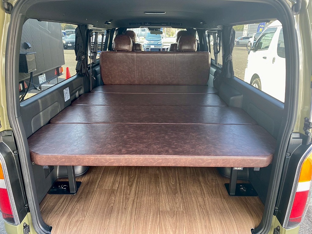 トヨタ ハイエースバン(18枚目)