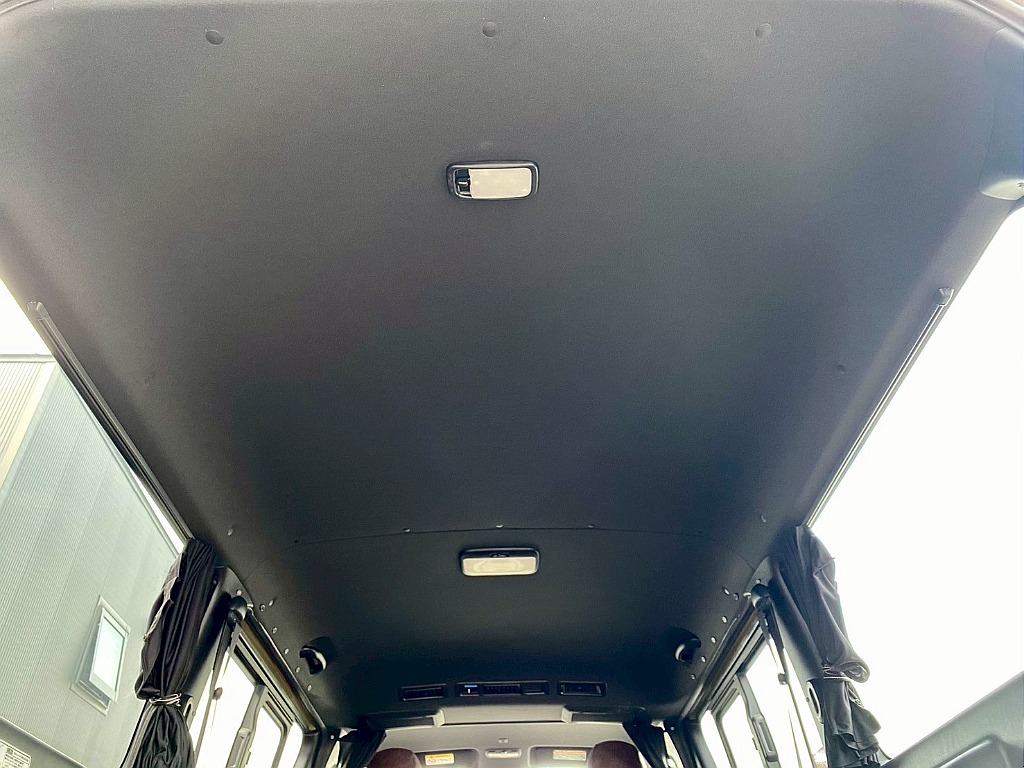 トヨタ ハイエースバン(23枚目)