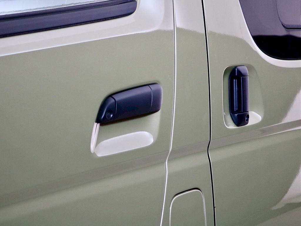 トヨタ ハイエースバン(38枚目)