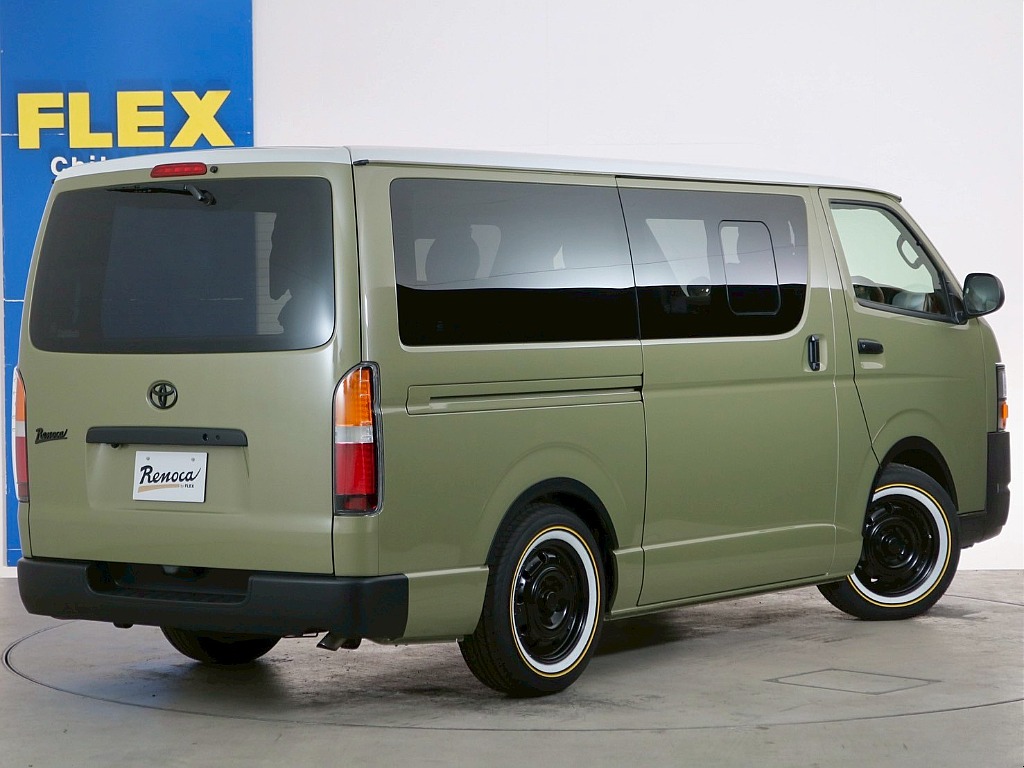トヨタ ハイエースバン(5枚目)