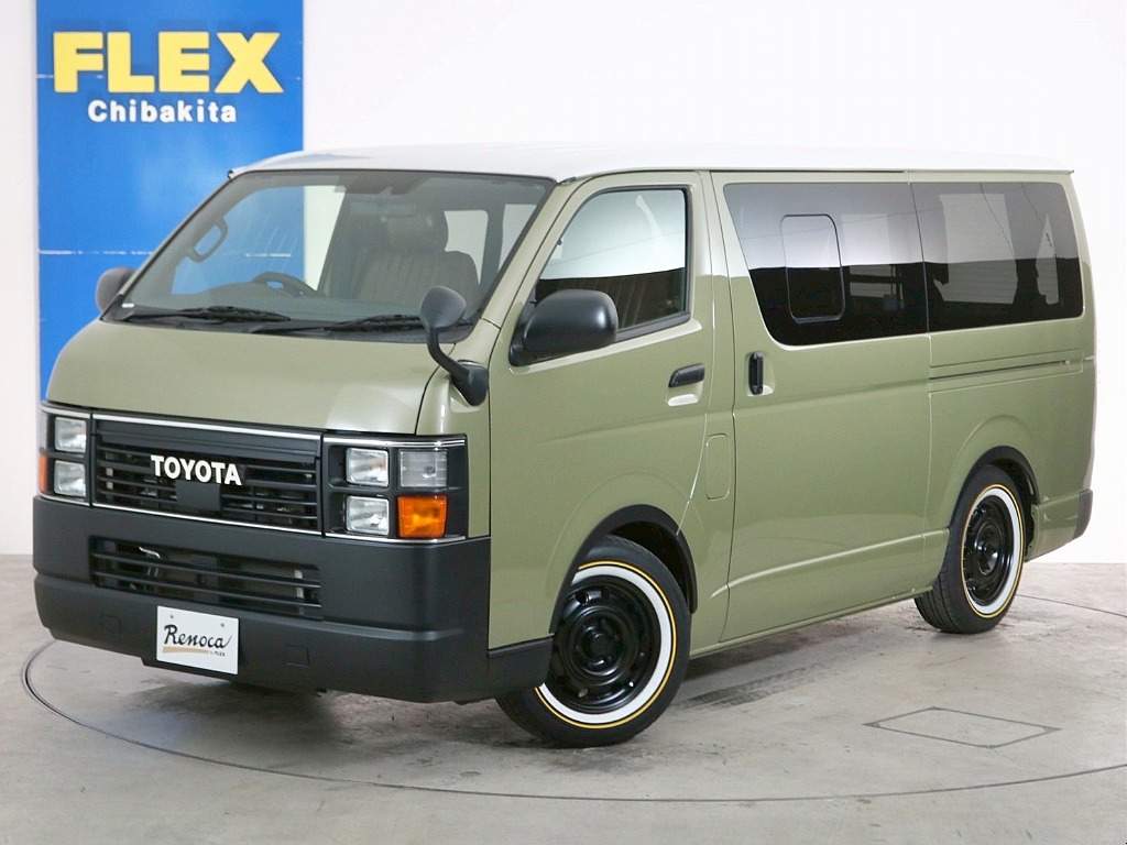 トヨタ ハイエースバン(6枚目)