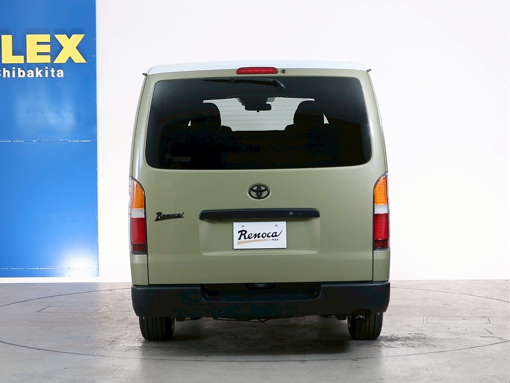 トヨタ ハイエースバン(8枚目)