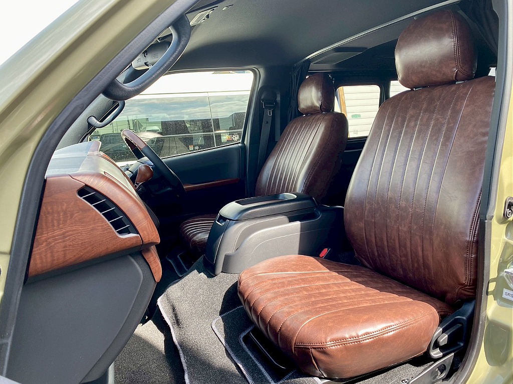 トヨタ ハイエースバン(10枚目)