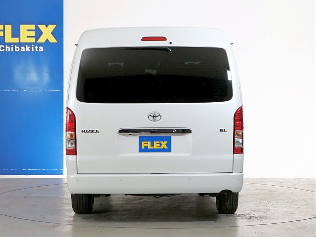 常時７０台以上のハイエース在庫数、フレックス株式会社ハイエース千葉北店！