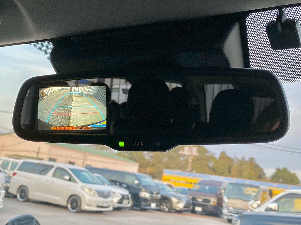 トヨタ ハイエース(14枚目)