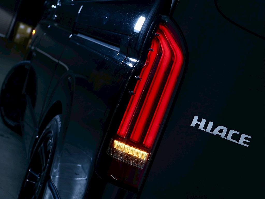 トヨタ ハイエース(24枚目)