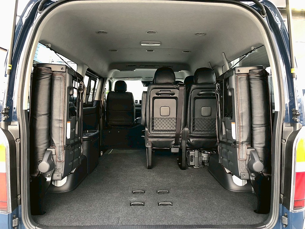 トヨタ ハイエース(20枚目)