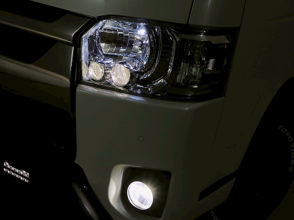 トヨタ ハイエースバン(11枚目)