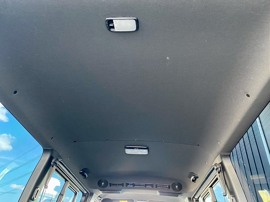 トヨタ ハイエースバン(19枚目)