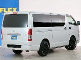 トヨタ ハイエースバン(5枚目)