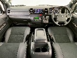トヨタ ハイエースバン(2枚目)