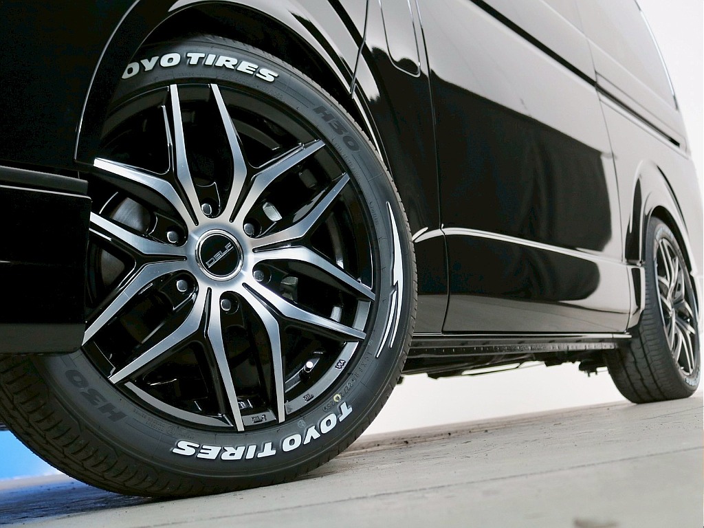 トヨタ ハイエース(15枚目)