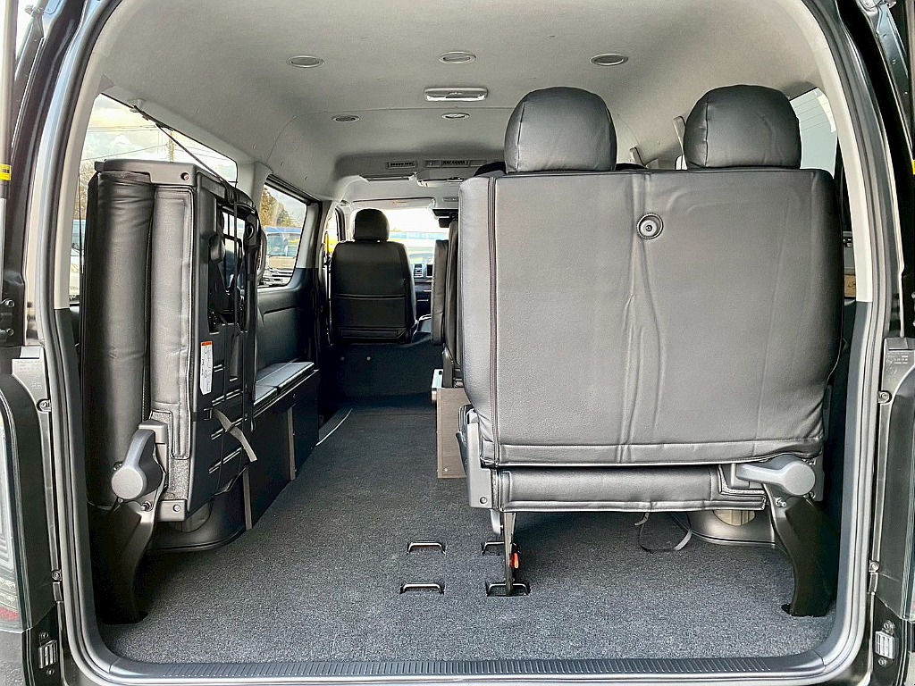 トヨタ ハイエース(36枚目)