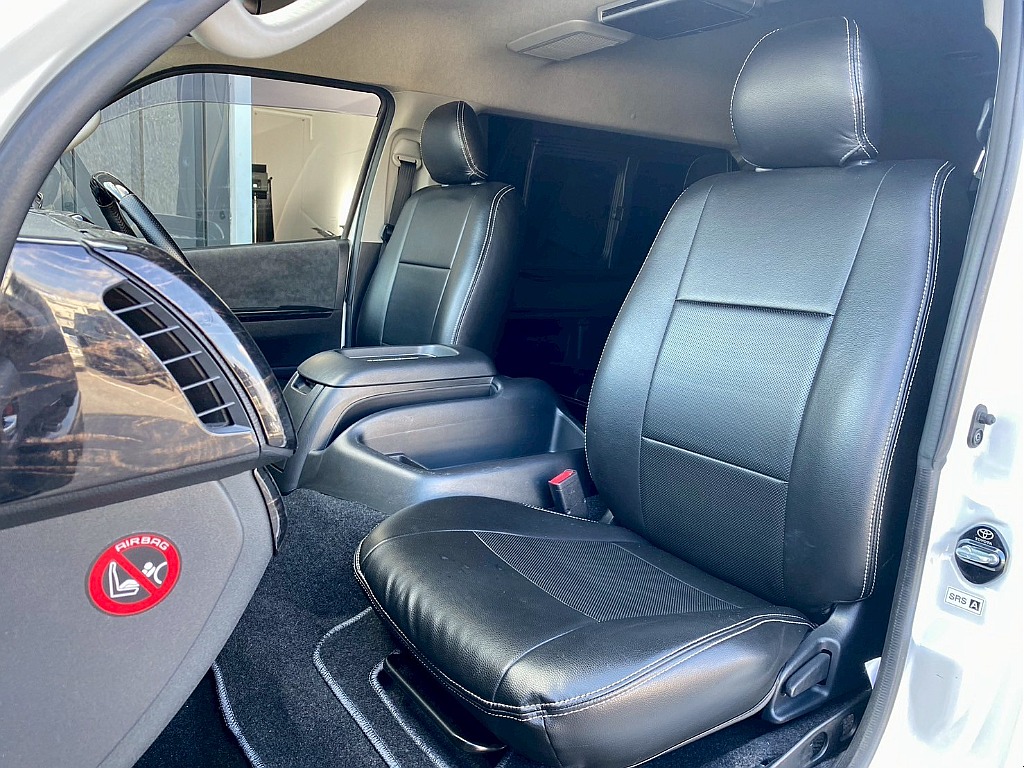 トヨタ ハイエース(13枚目)