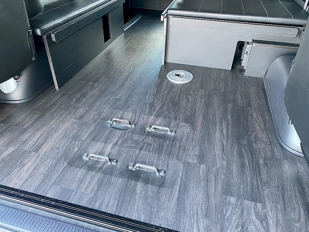 トヨタ ハイエース(20枚目)