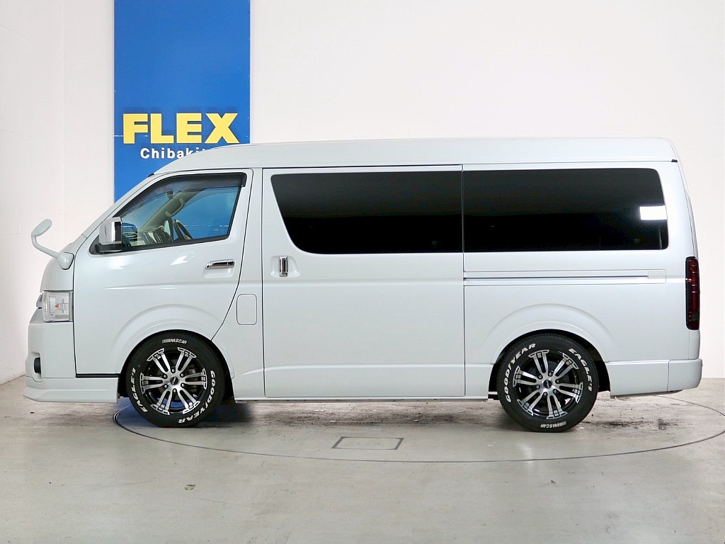 トヨタ ハイエース(6枚目)