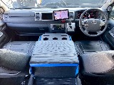 トヨタ ハイエース(2枚目)