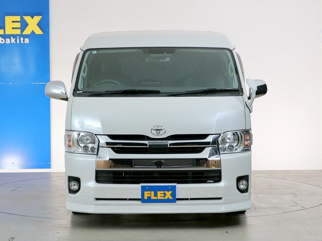 トヨタ ハイエース(8枚目)