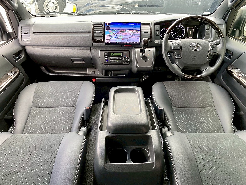 ダークプライム２専用特別仕様内装！