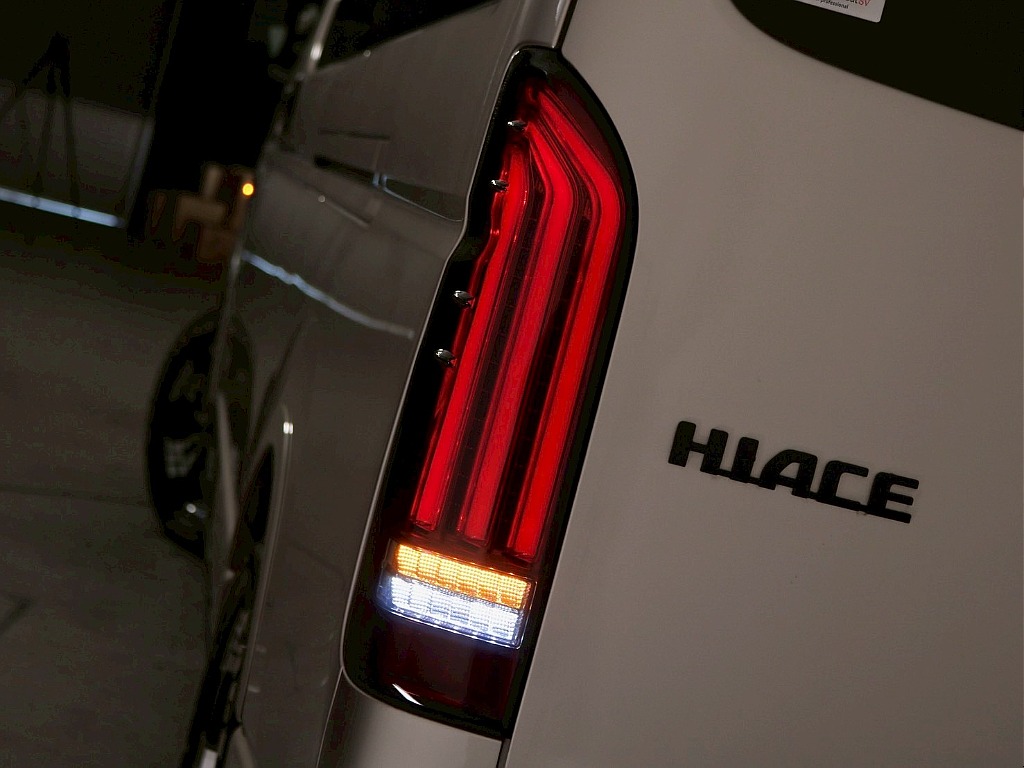 トヨタ ハイエース(19枚目)