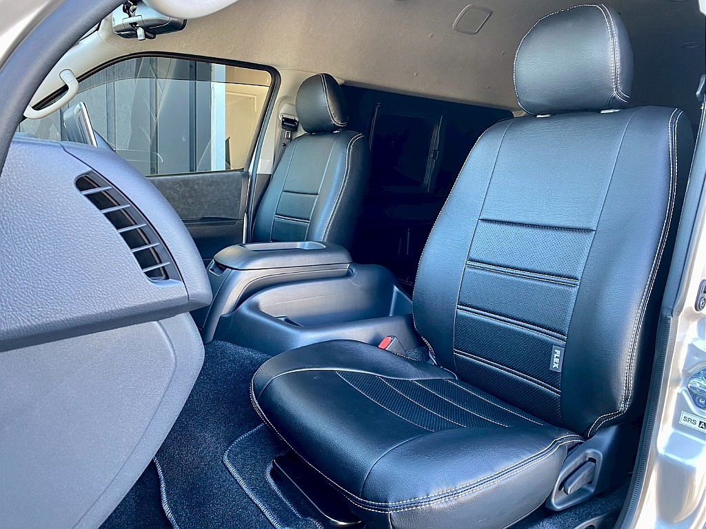 トヨタ ハイエース(27枚目)