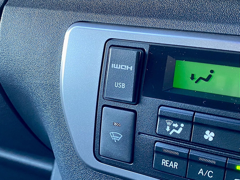 トヨタ ハイエース(34枚目)