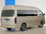 トヨタ ハイエース(4枚目)