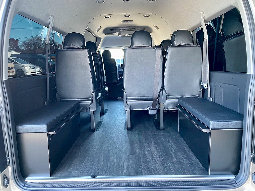 トヨタ ハイエース(50枚目)