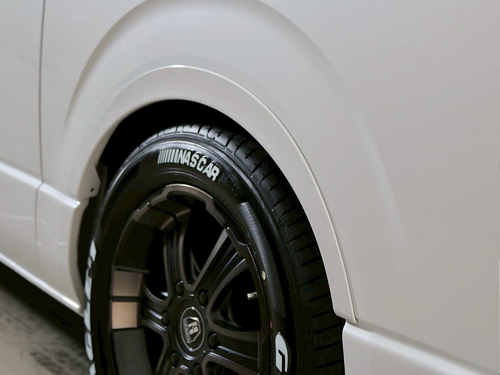 トヨタ&nbsp;ハイエース&nbsp;ワゴン2.7GLロング ミドルルーフ&nbsp;内装アレンジ Ｖｅｒ５&nbsp;千葉県の詳細画像&nbsp;その11