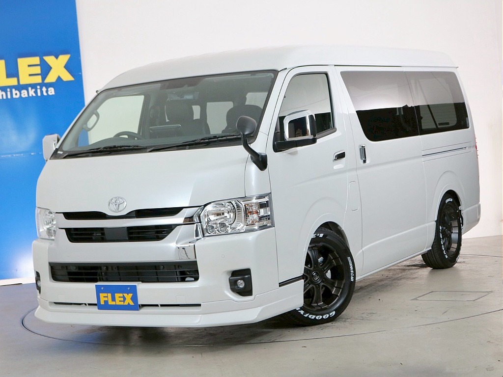 常時７０台以上のハイエース在庫数、フレックス株式会社ハイエース千葉北店！