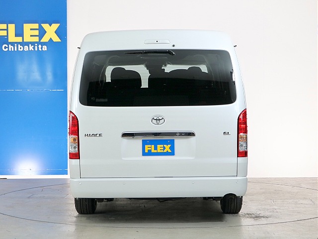 常時７０台以上のハイエース在庫数、フレックス株式会社ハイエース千葉北店！