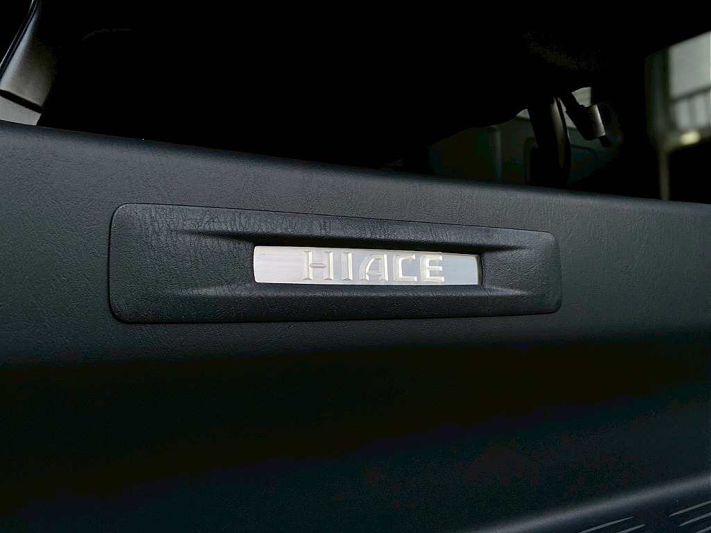 トヨタ ハイエースバン(30枚目)