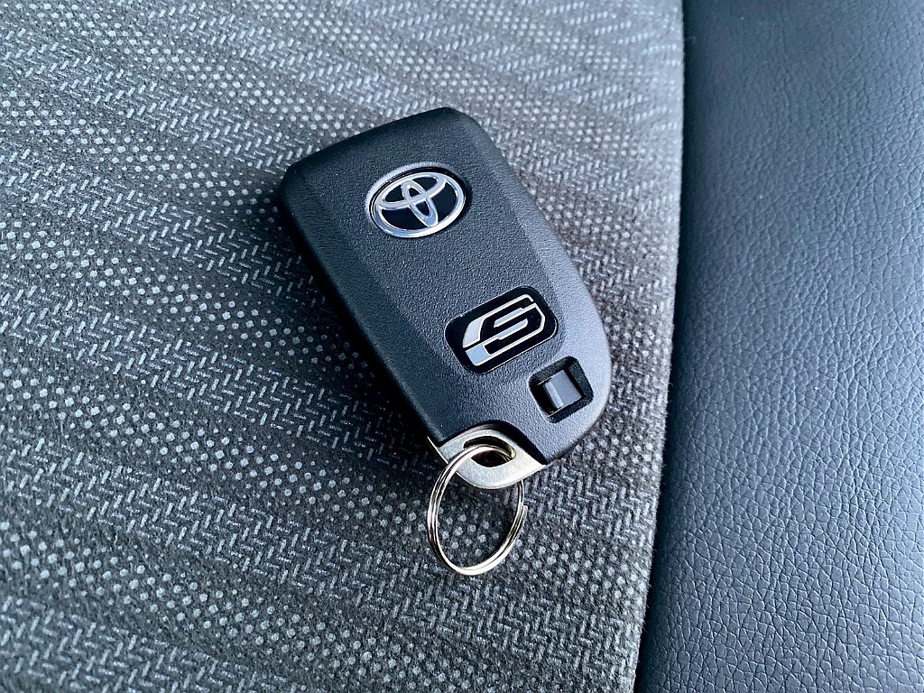 トヨタ ハイエースバン(33枚目)