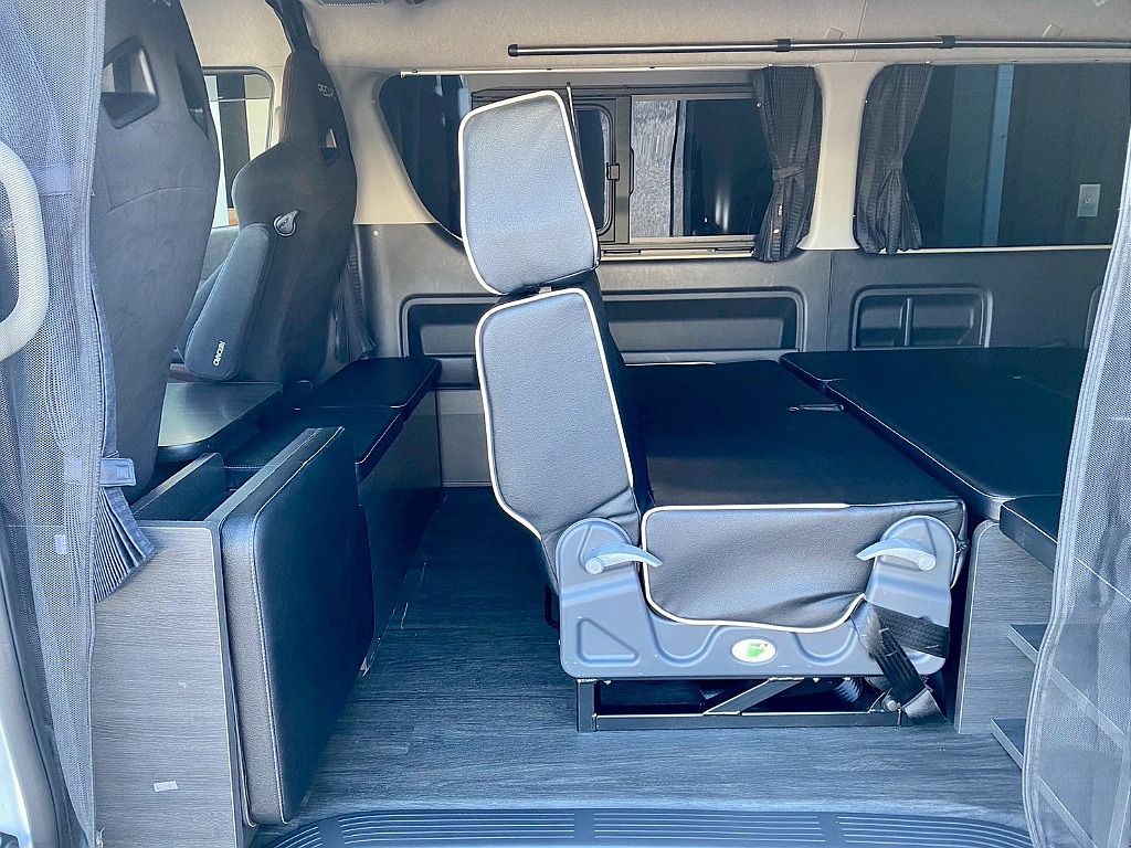 トヨタ ハイエース(37枚目)