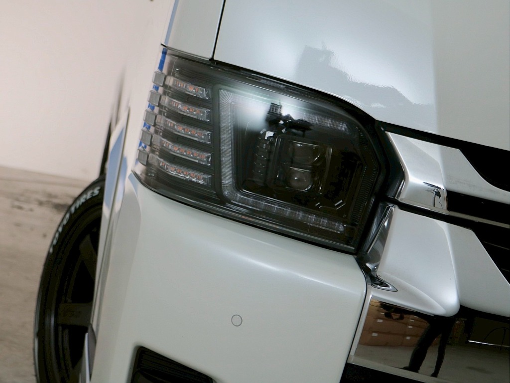 トヨタ ハイエース(50枚目)