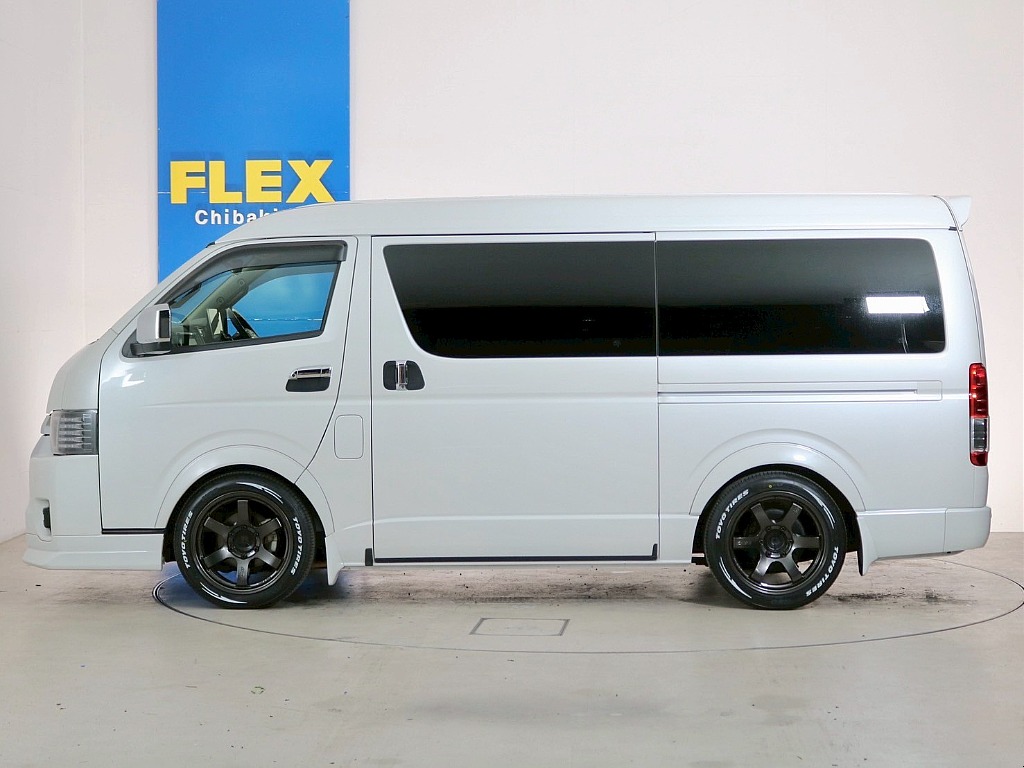 トヨタ ハイエース(6枚目)