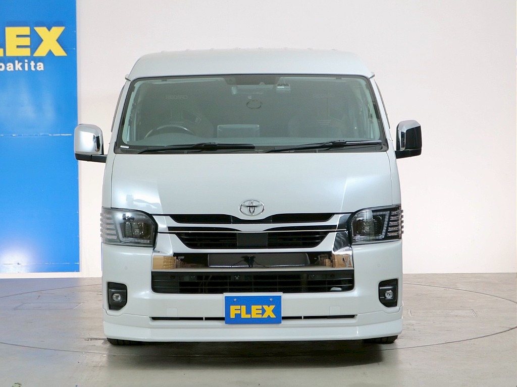 トヨタ ハイエース(8枚目)