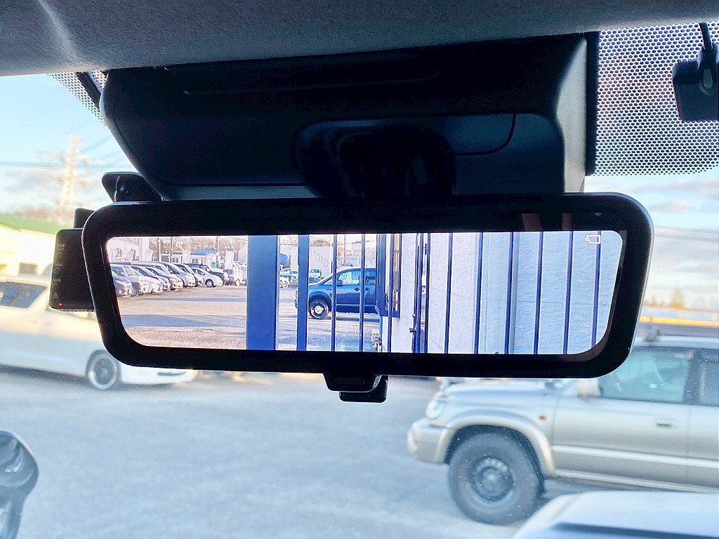 トヨタ ハイエース(15枚目)