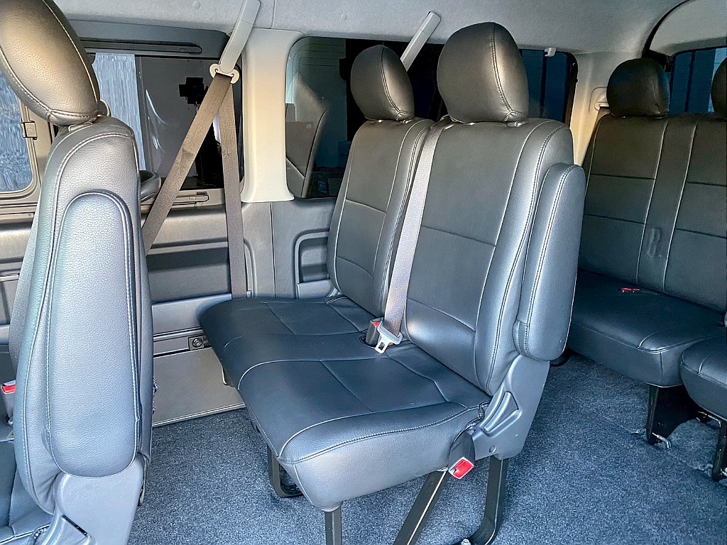 トヨタ ハイエース(25枚目)