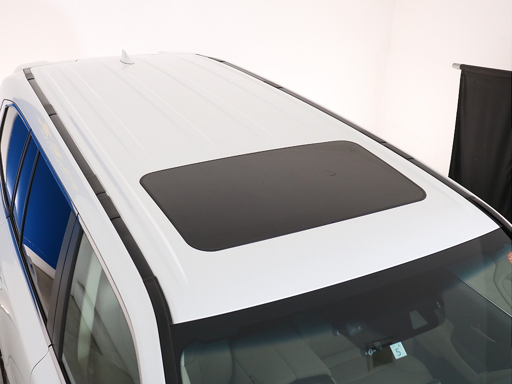 トヨタ ランドクルーザー300(27枚目)