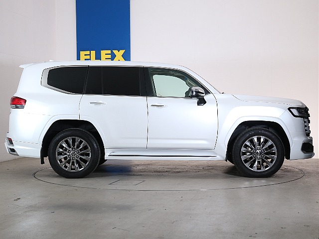 外装に目立った傷等は無く綺麗な状態を保たれています！