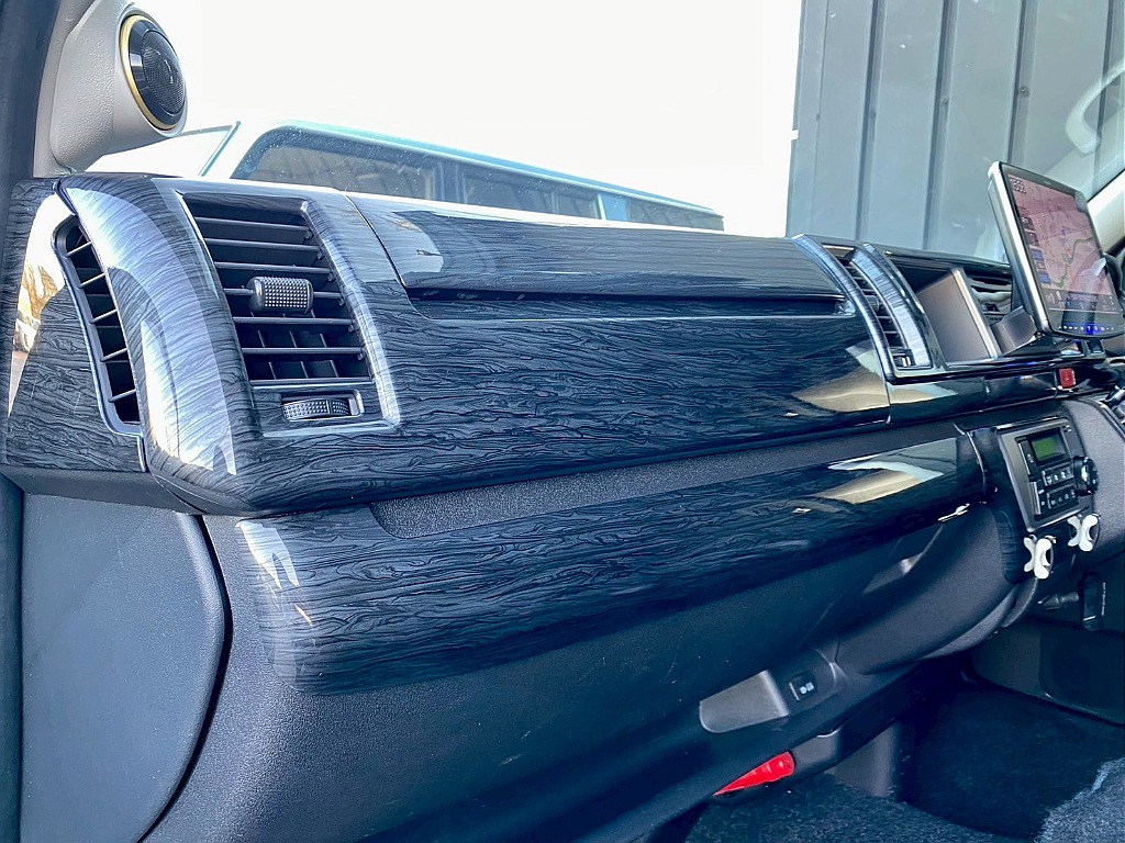 トヨタ ハイエース(24枚目)