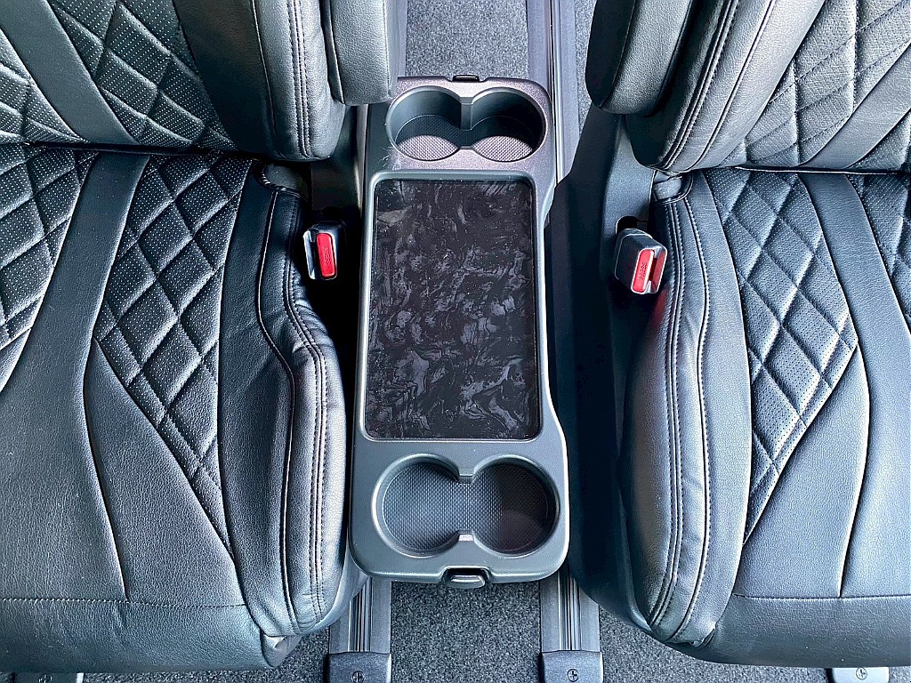 トヨタ ハイエース(37枚目)