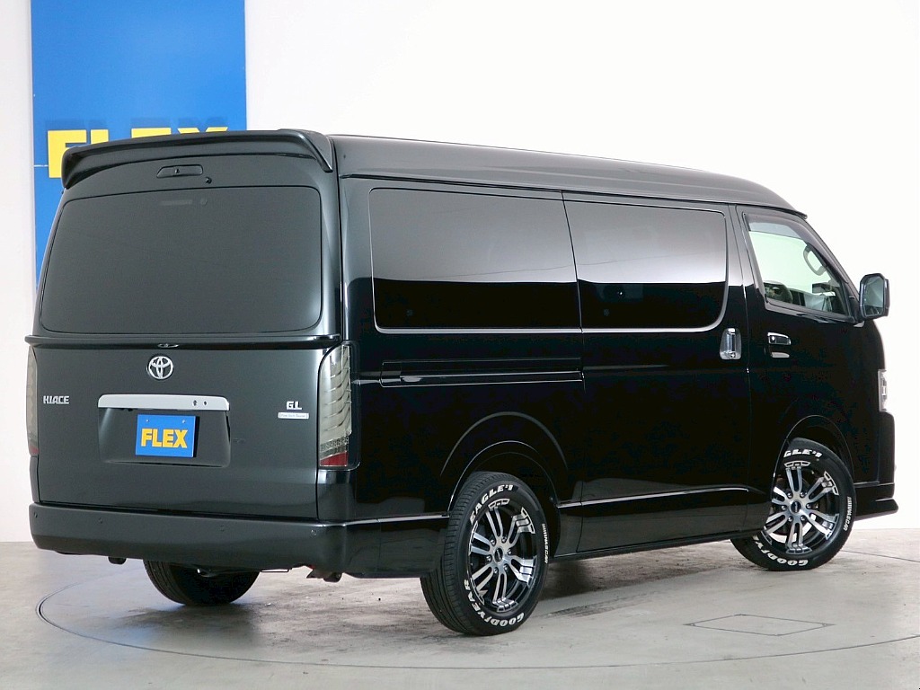 トヨタ ハイエース(5枚目)